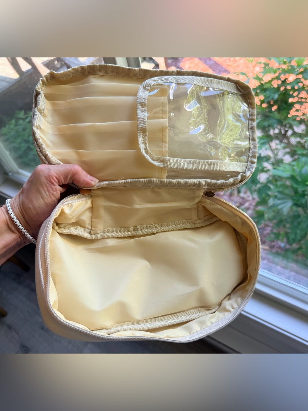 Source Unknown Hermes Cream & Grey Canvas Dual Section Cosmetic Case - Picture 12 of 13